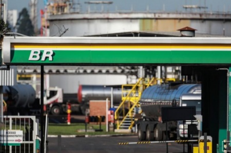 Resultado de imagem para Petrobras Uruguay